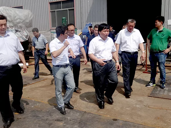 山东农科院和无棣县委领导来我司考  察